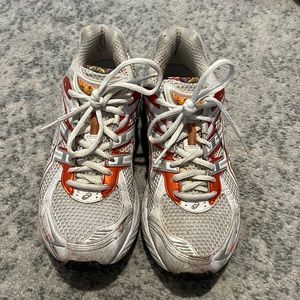 ASICS Running shoes GT 2140 Gel. Size 9.5